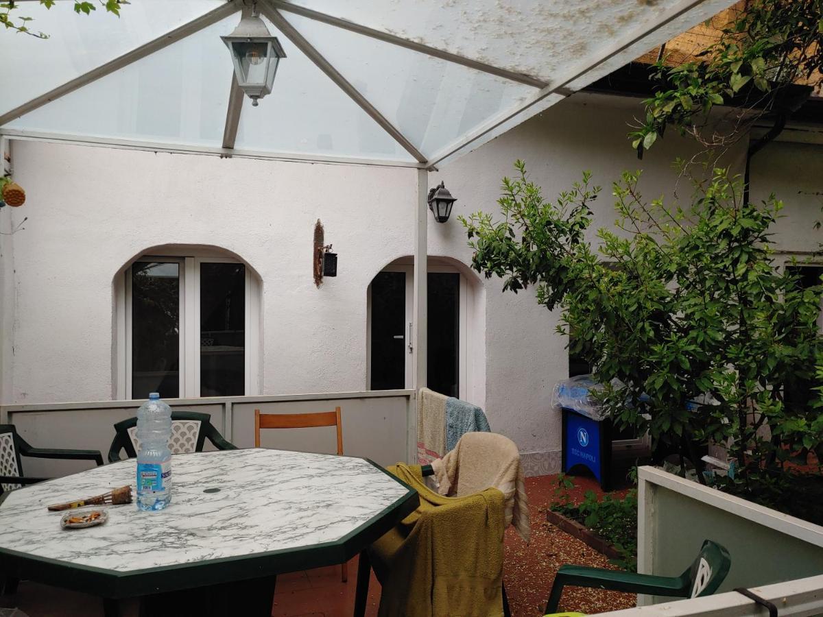 Villa Sofia E Sveva Con Giardino Naples Exterior photo